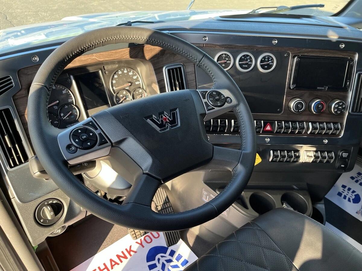 2027 Western Star 49X — photo 6