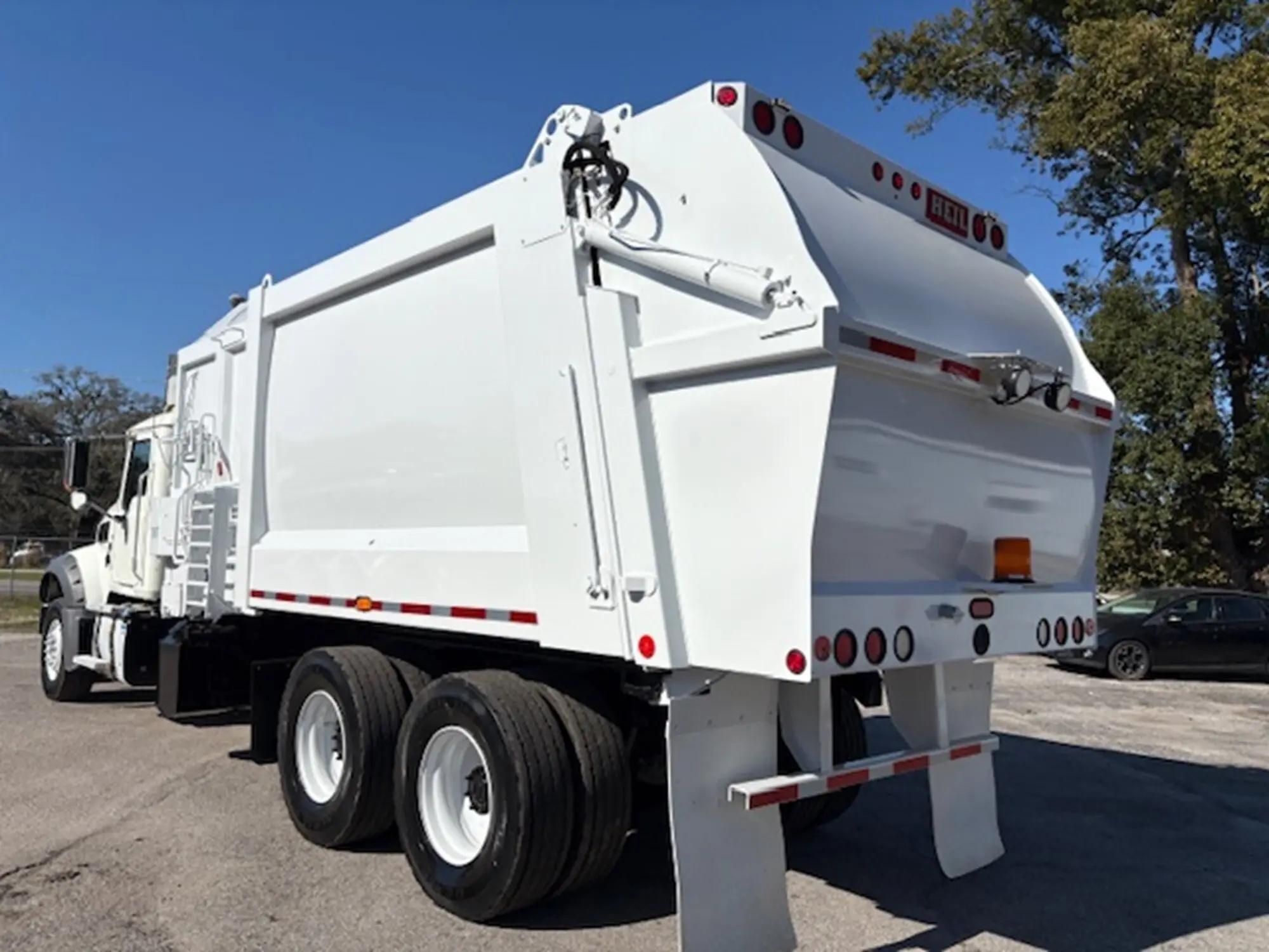 2016 Mack Granite in Manchester, NH — photo 19