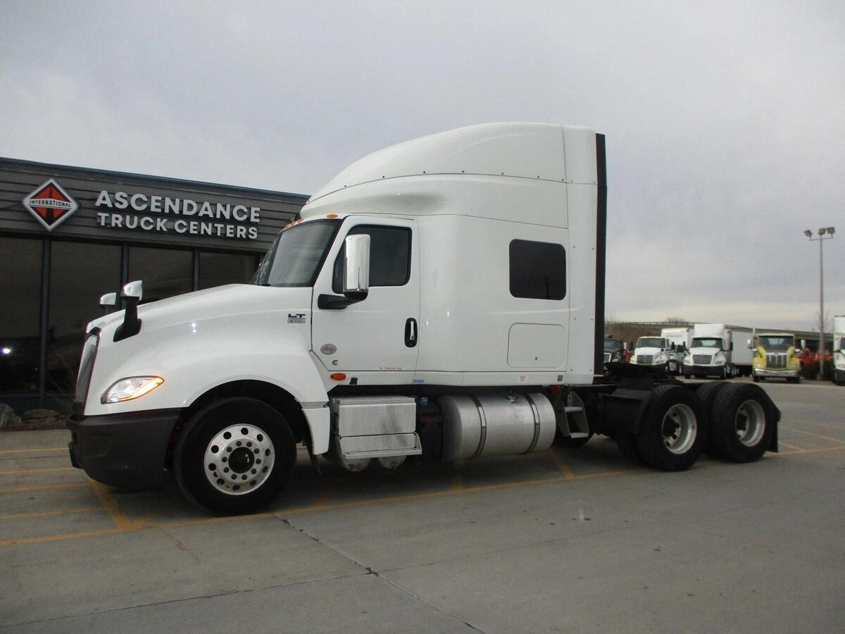 2022 International LT