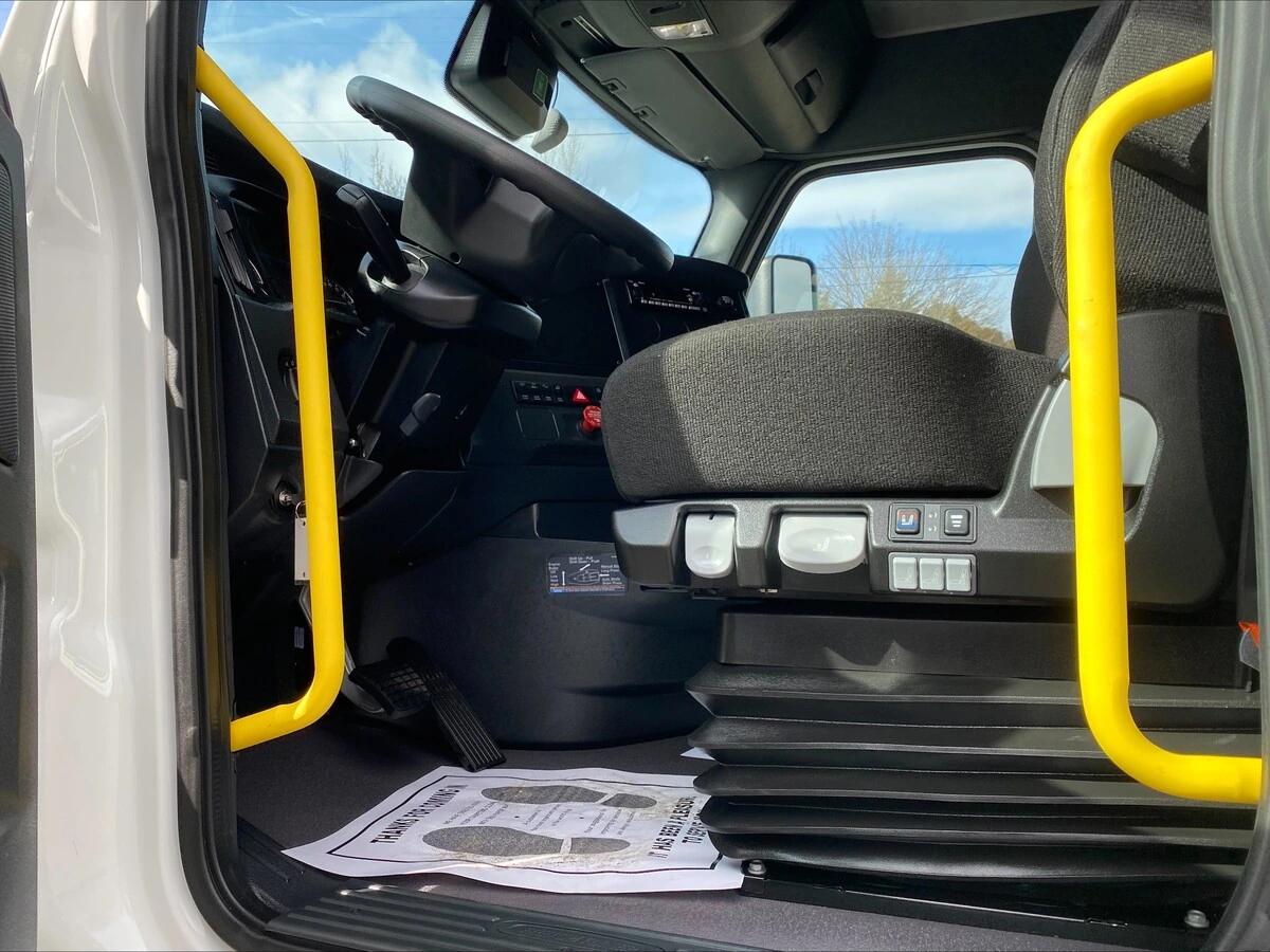 2026 Freightliner Cascadia in Portland, OR — photo 12