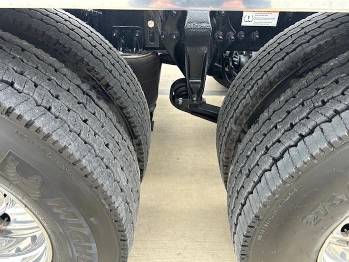 2025 Western Star 49X — photo 10
