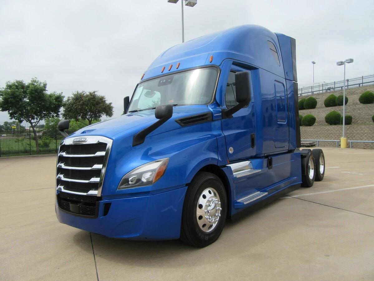 2022 Freightliner Cascadia