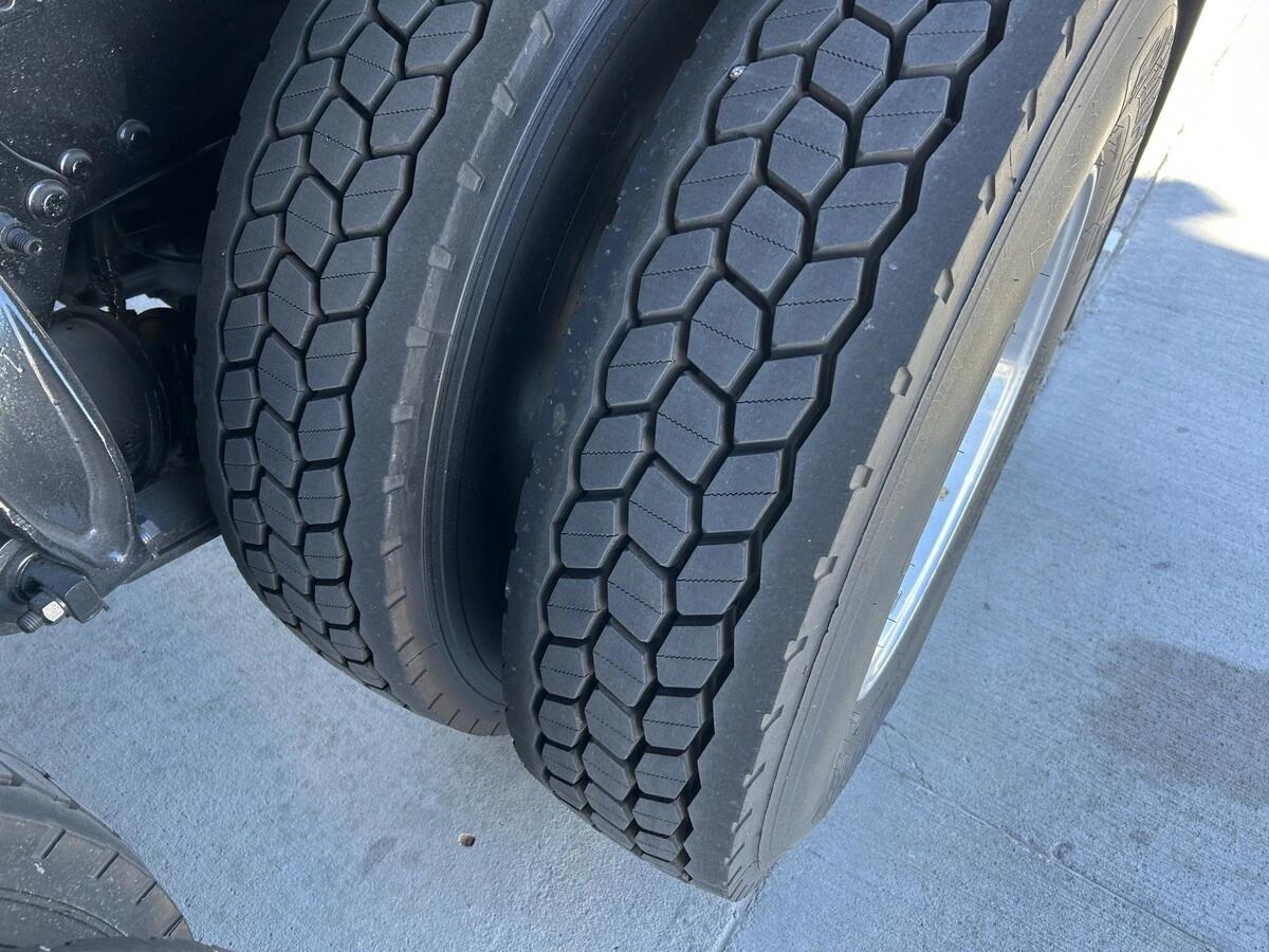 2019 Freightliner 122SD in Amarillo, TX — photo 8