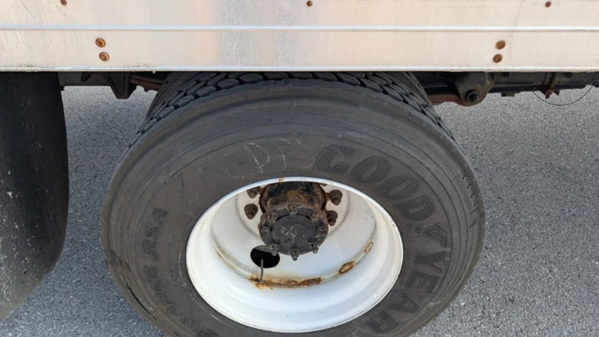 2022 Freightliner M2 106 — photo 5