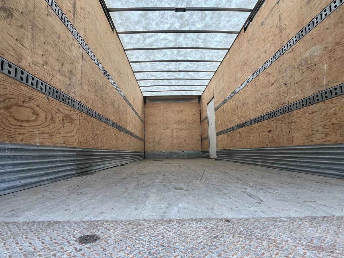 2019 Freightliner M2 106 — photo 15