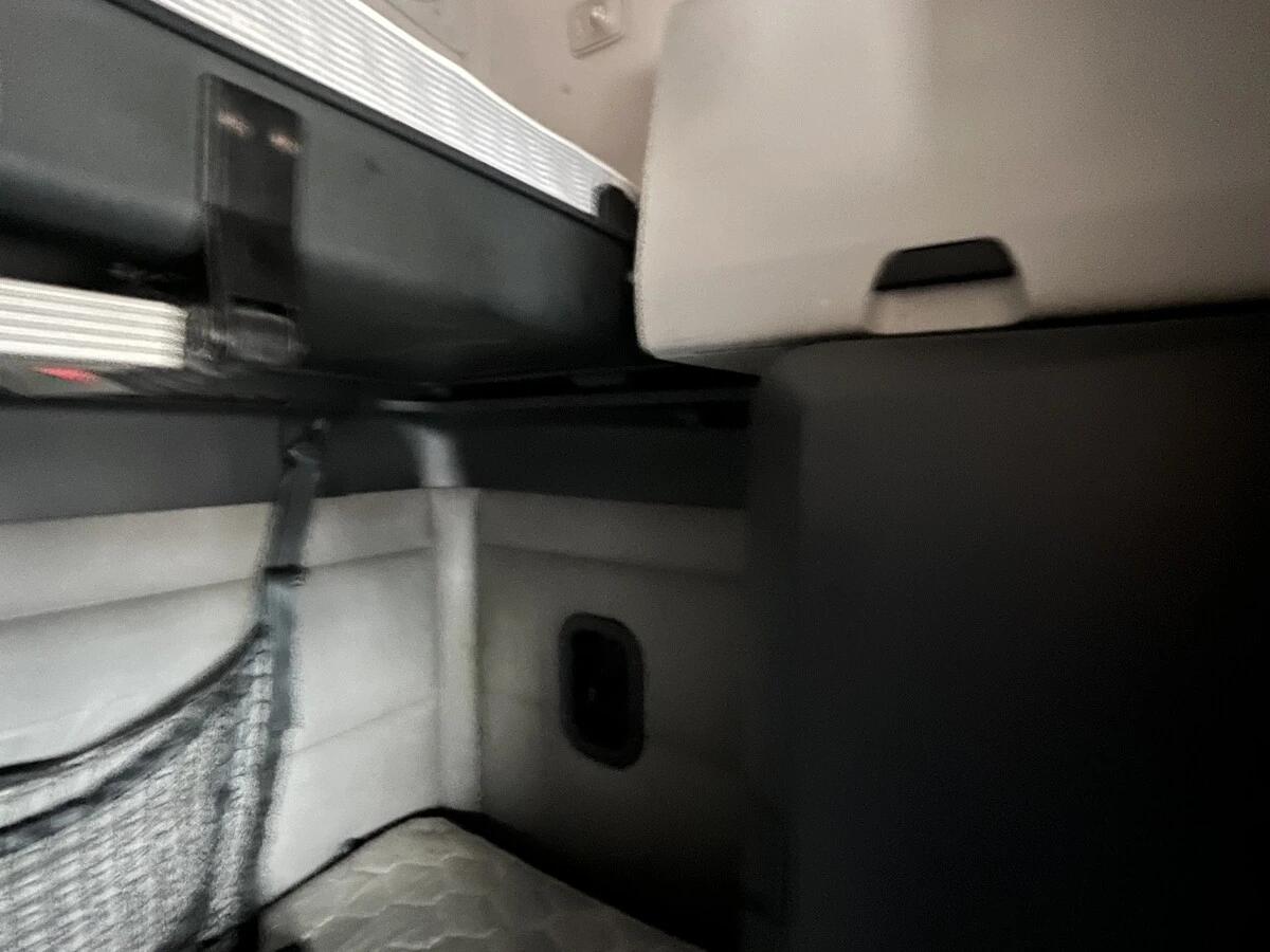 2019 Freightliner Cascadia — photo 34