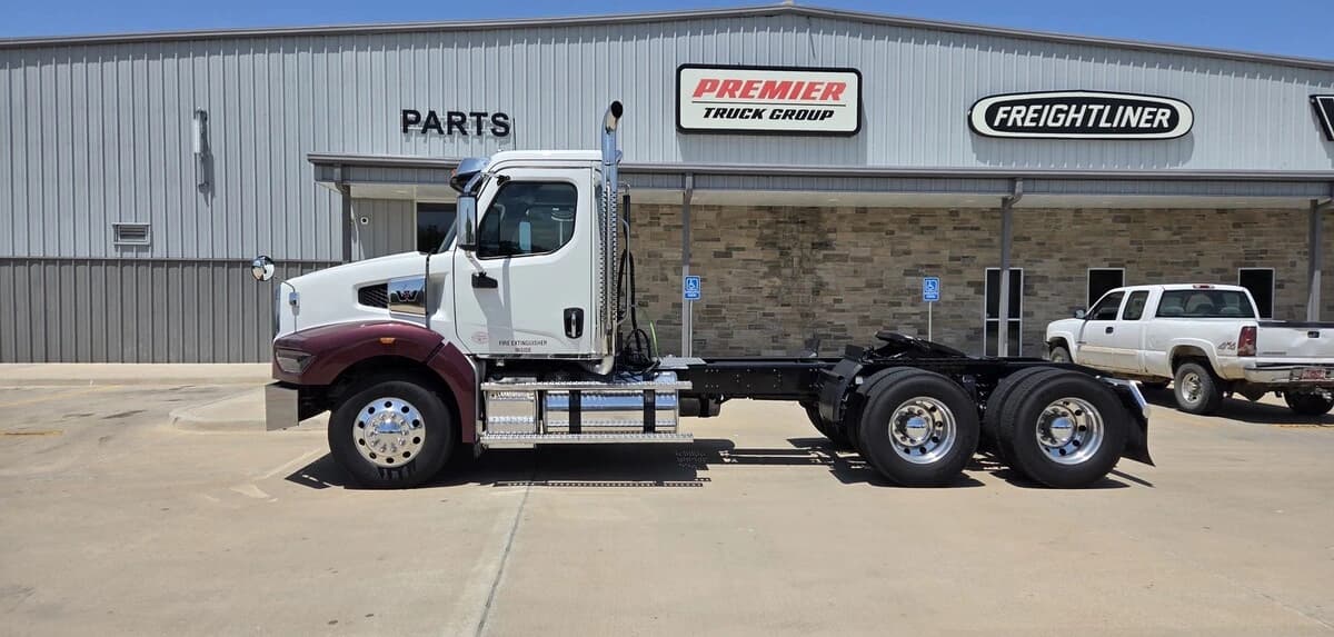 2022 Western Star 49X — photo 8