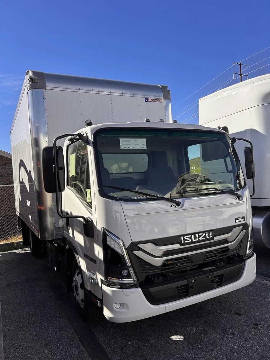 2025 Isuzu NPR