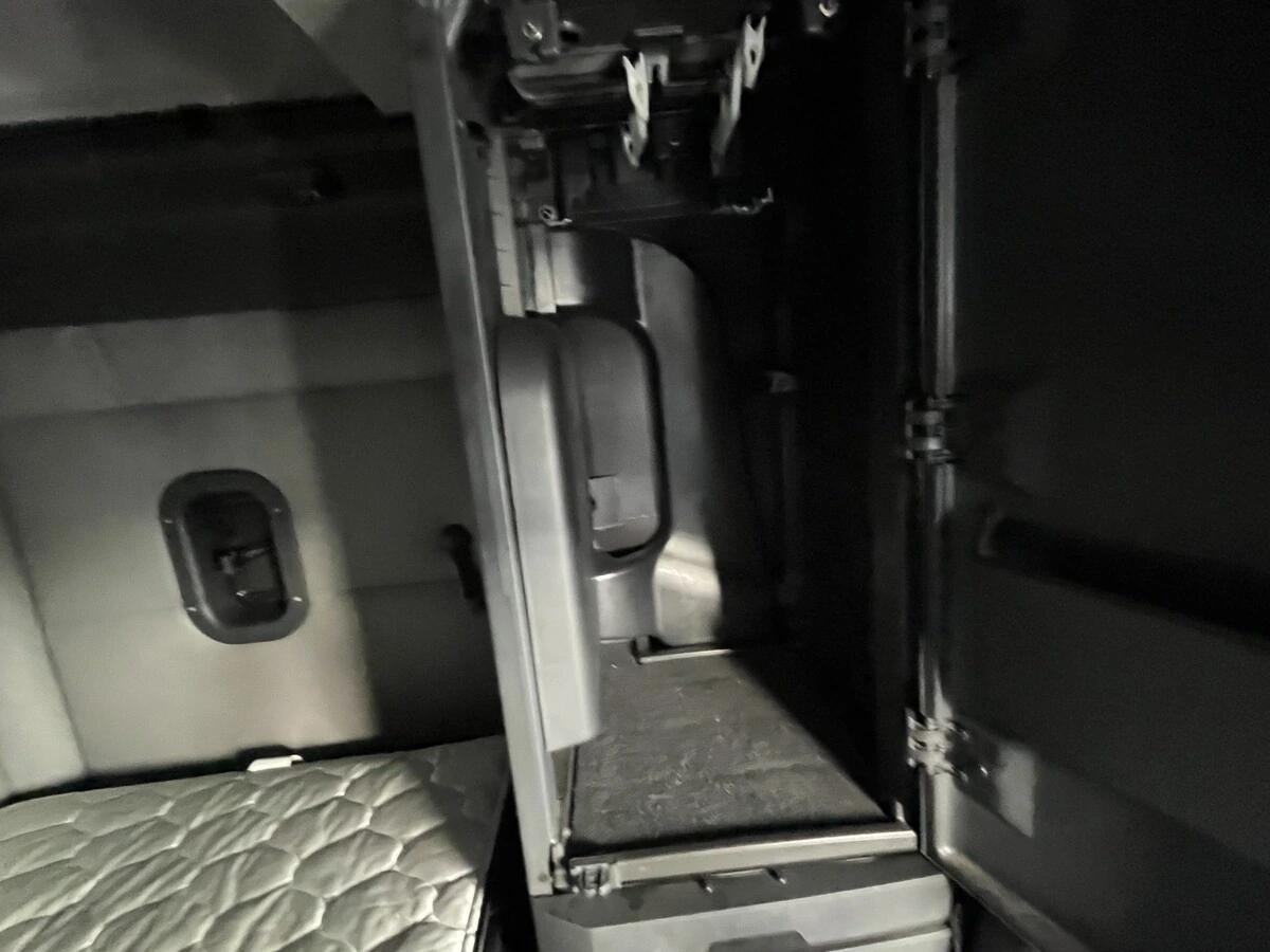 2019 Freightliner Cascadia — photo 36