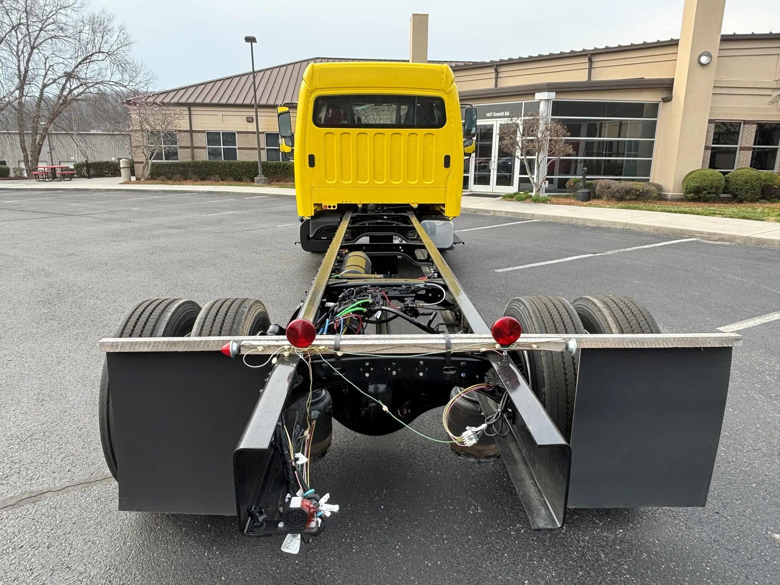 2025 Freightliner M2 106 in Knoxville, TN — photo 6