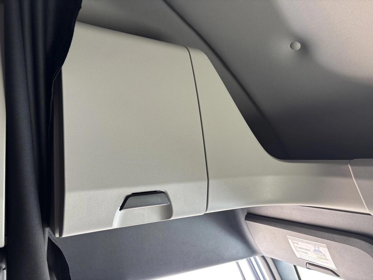 2025 Freightliner Cascadia — photo 23