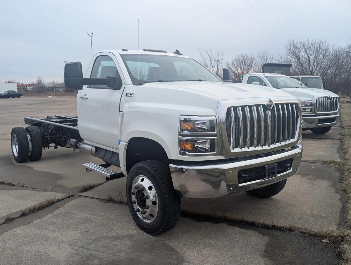 2024 International CV in Dubuque, IA — photo 4