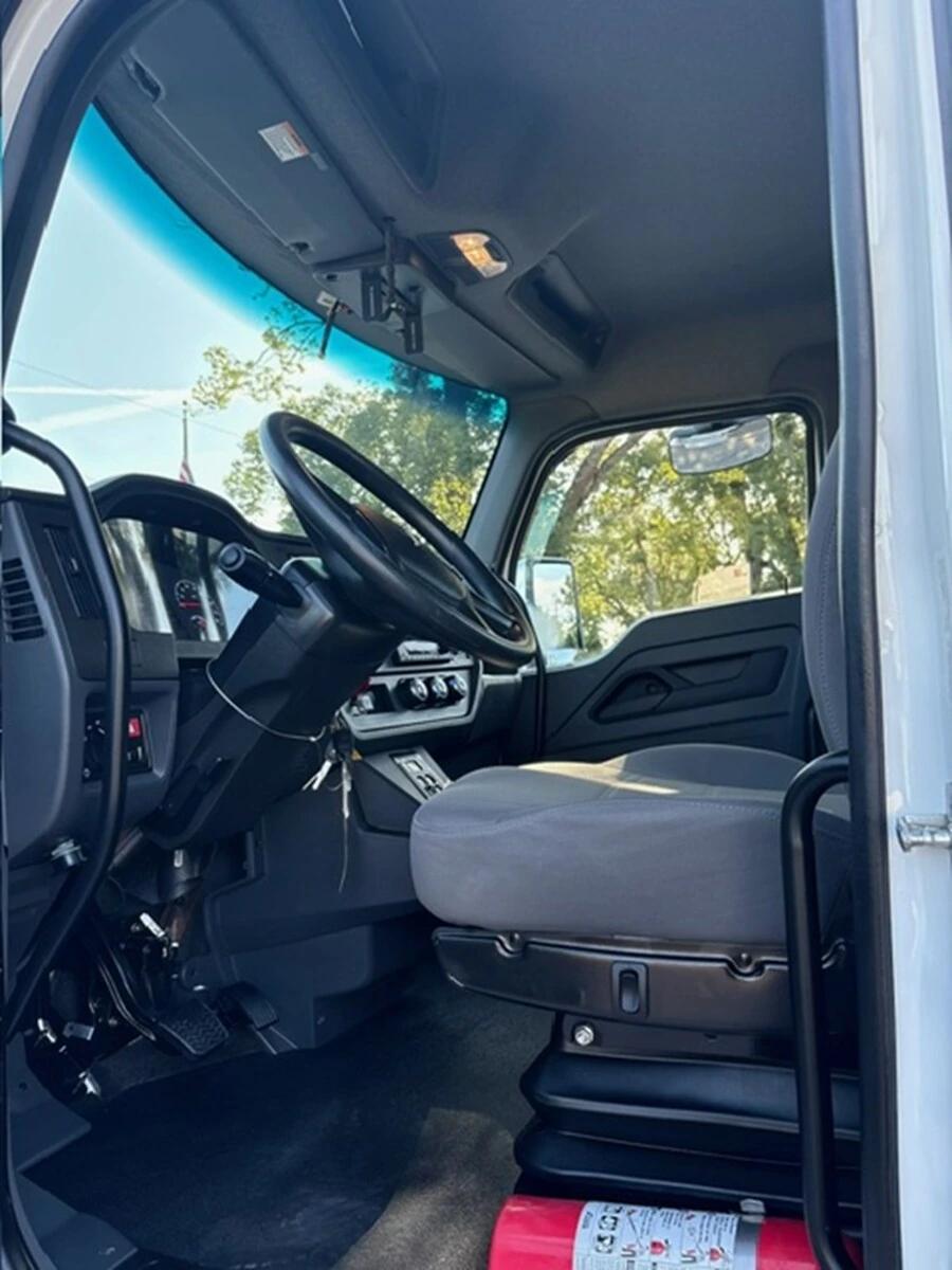 2024 Kenworth T380 in Barrington, NH — photo 10