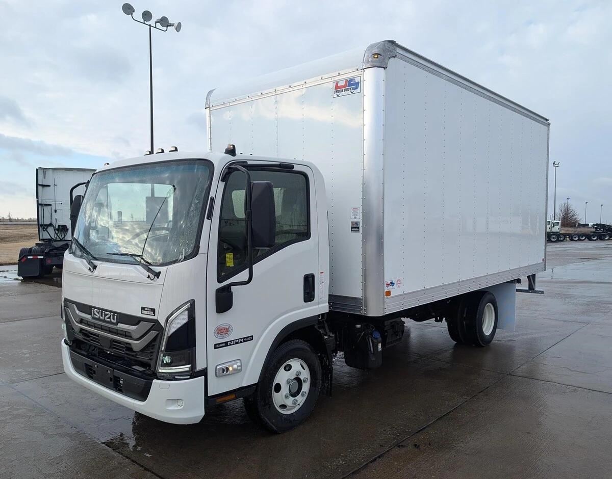 2025 Isuzu NPR