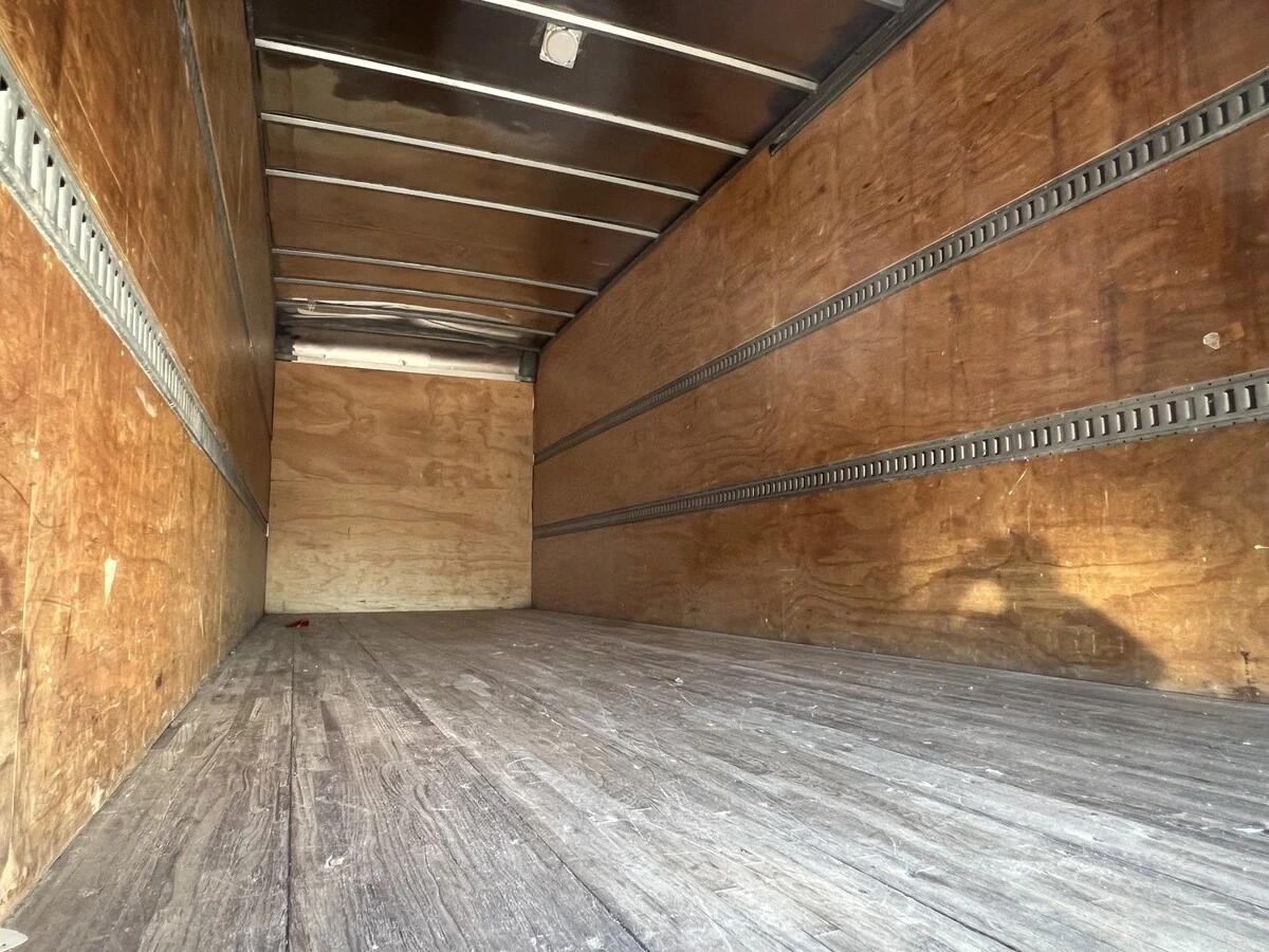 2015 International 4300 in Barrington, NH — photo 11