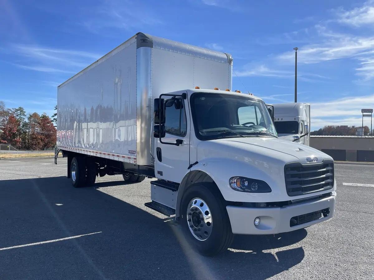 2026 Freightliner M2 106 in Chattanooga, TN — photo 3