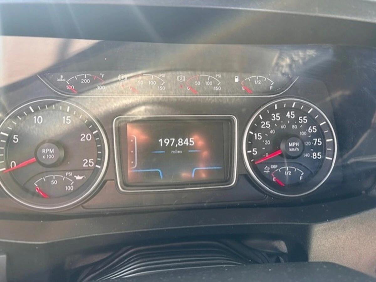 2021 International LT in Clarion, PA — photo 11