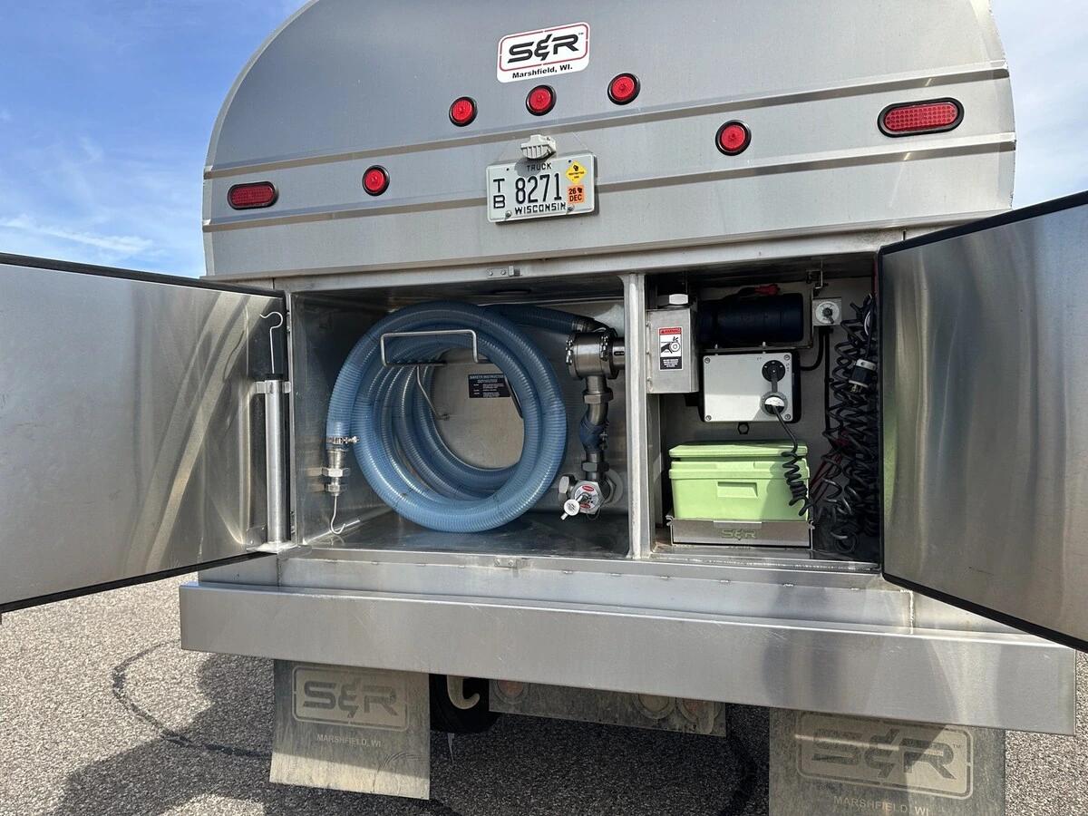 2025 International HX in Marshfield, WI — photo 4