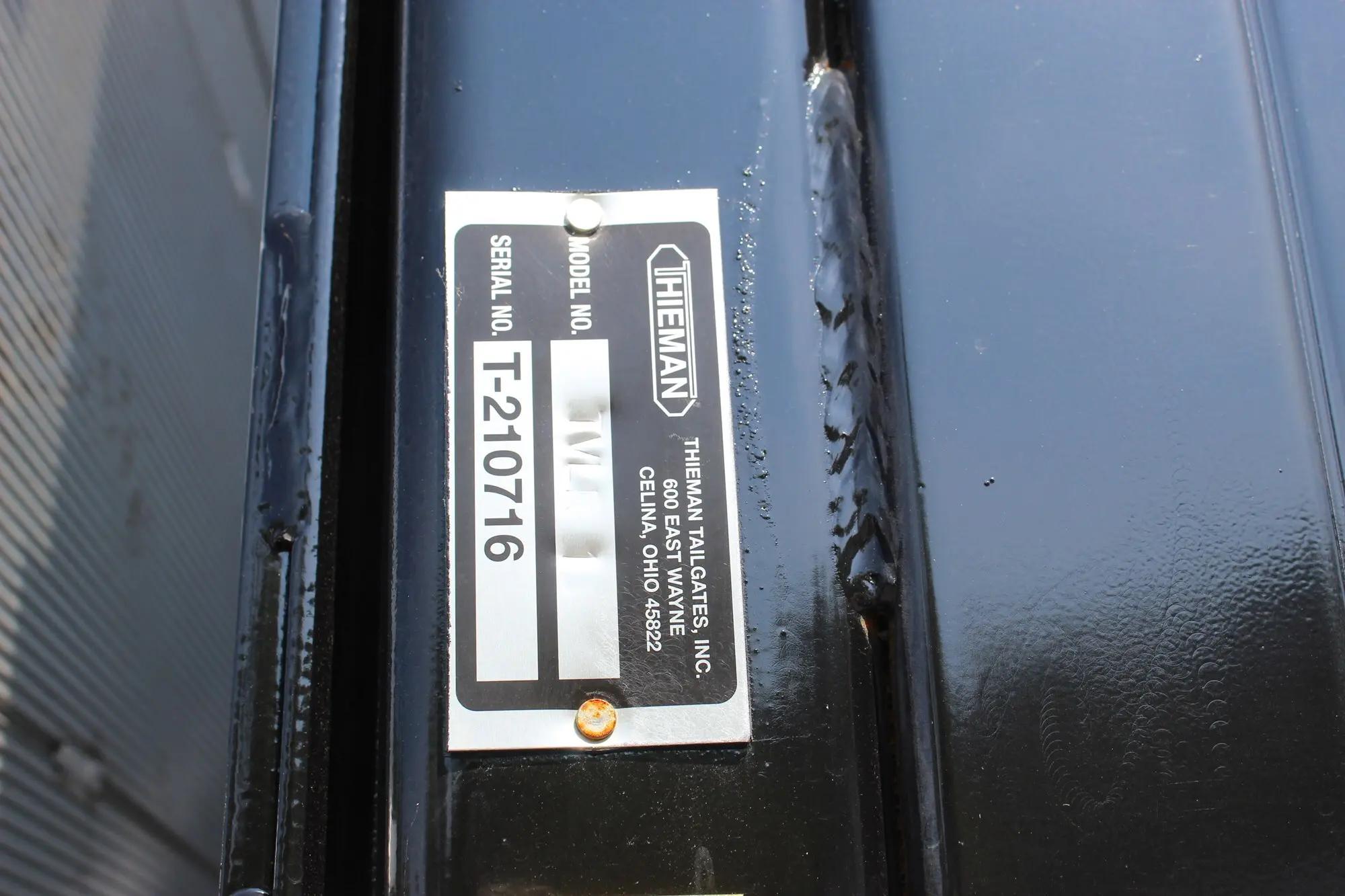 2024 Isuzu NRR in Wilmington, MA — photo 9