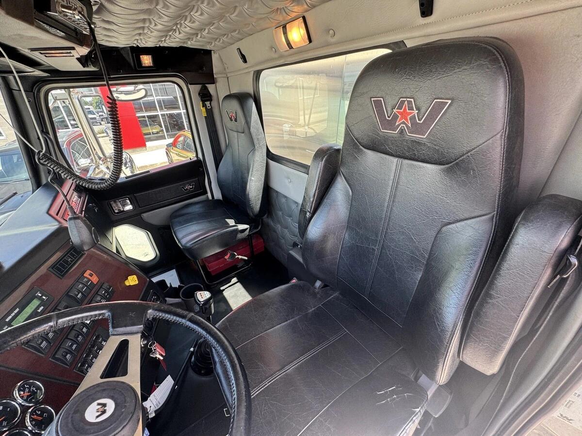 2019 Western Star 4900 — photo 20