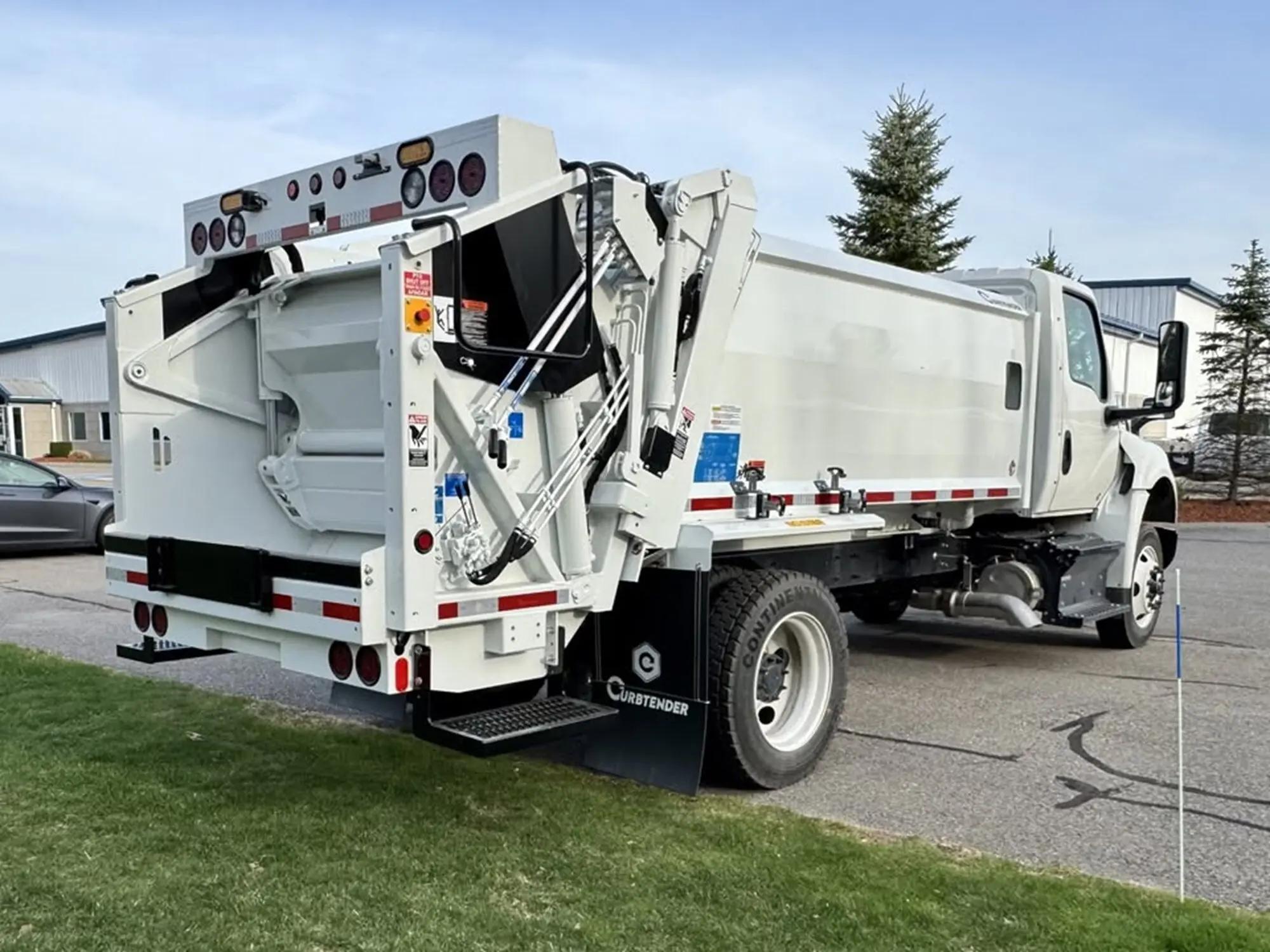 2025 International MV in Manchester, NH — photo 3