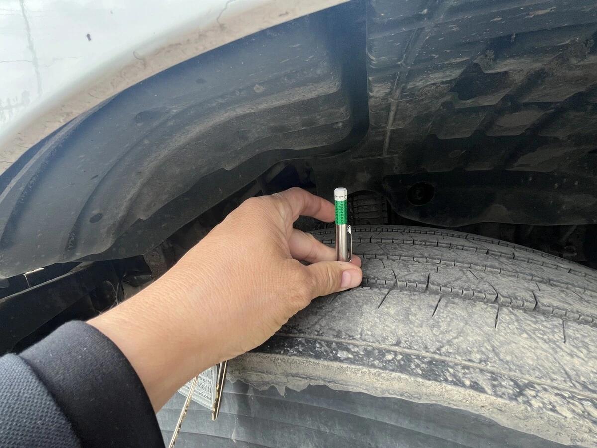 2021 Freightliner Cascadia — photo 11