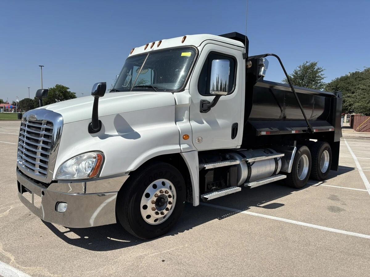 2020 Freightliner Cascadia