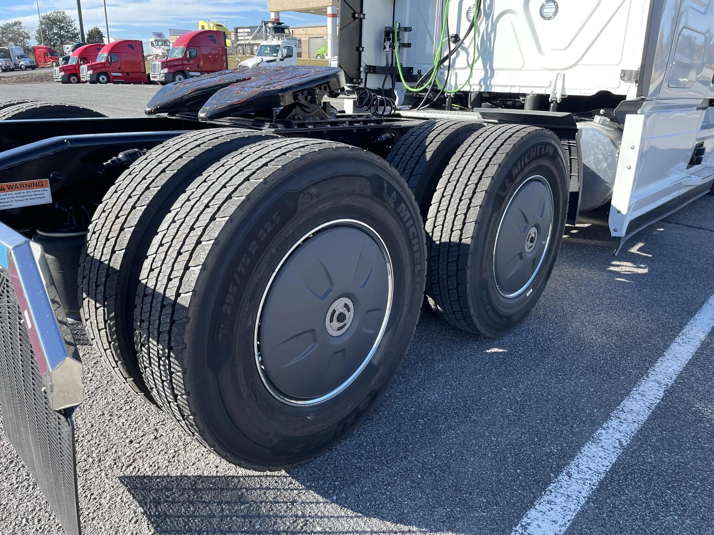 2026 Freightliner Cascadia in Chattanooga, TN — photo 6