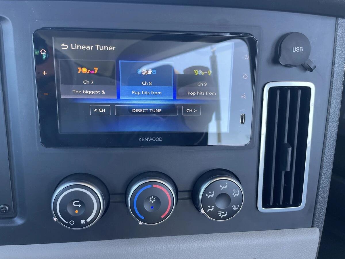 2027 Freightliner Cascadia — photo 29
