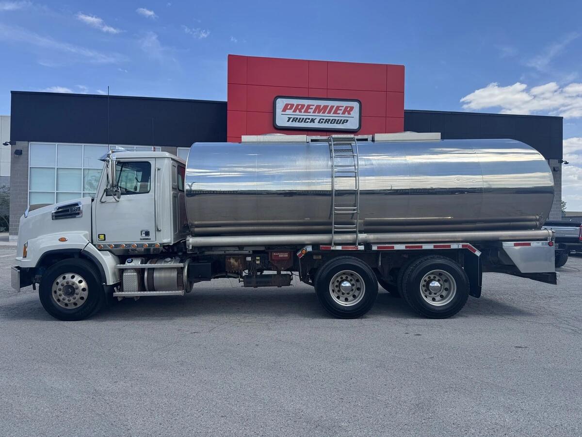 2019 Western Star 4900 — photo 2