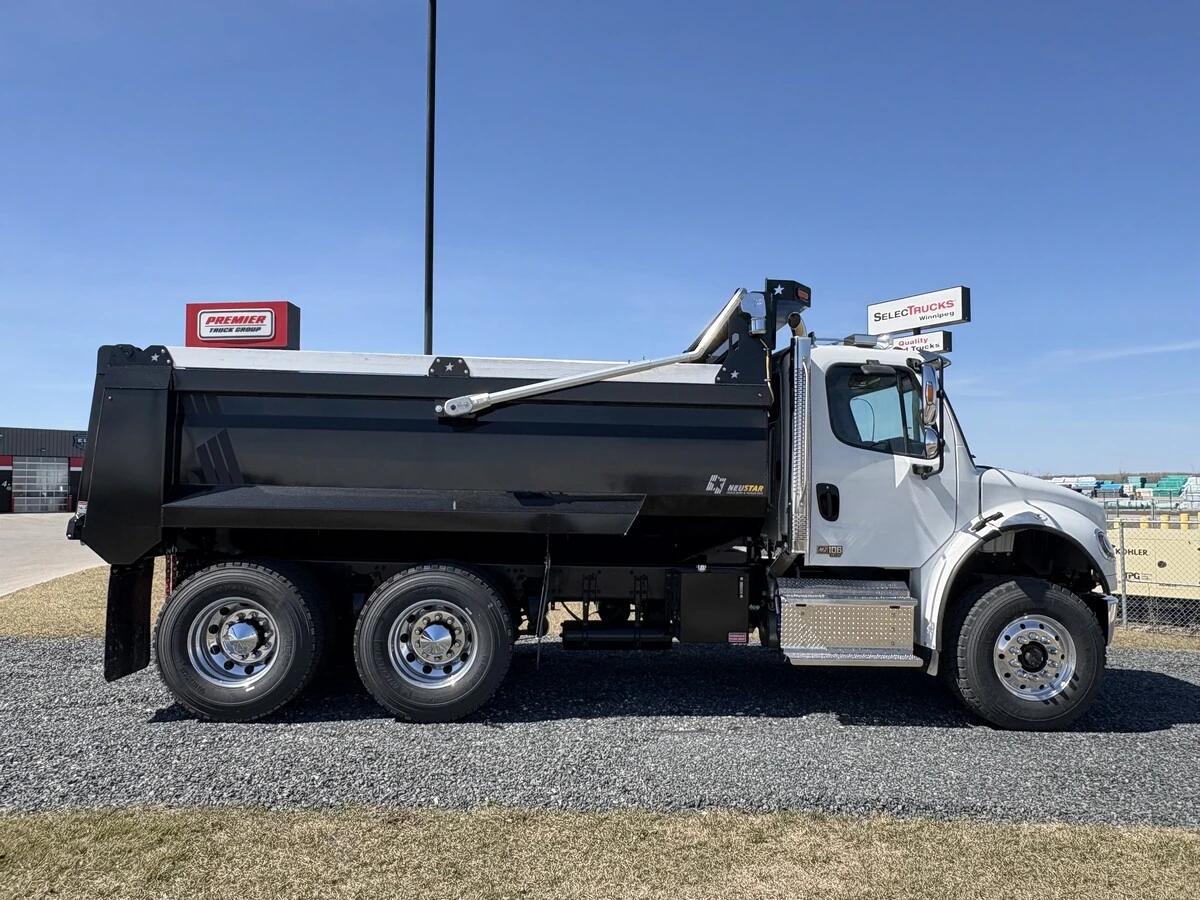 2026 Freightliner M2 106 — photo 4