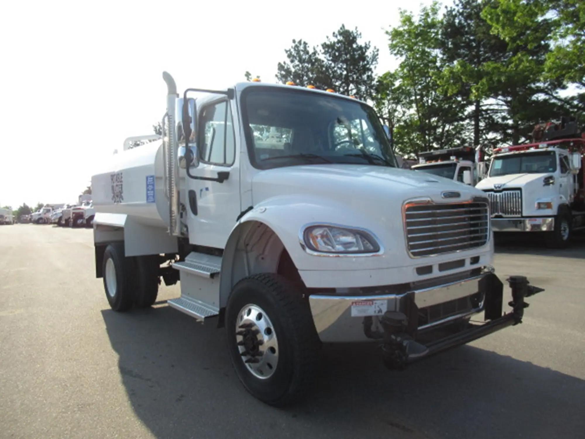 2017 Freightliner in Manchester, NH — photo 3