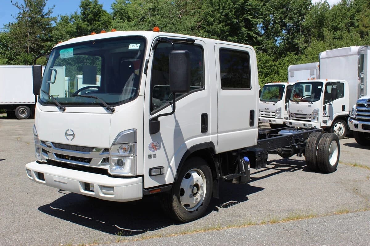 2023 Hino