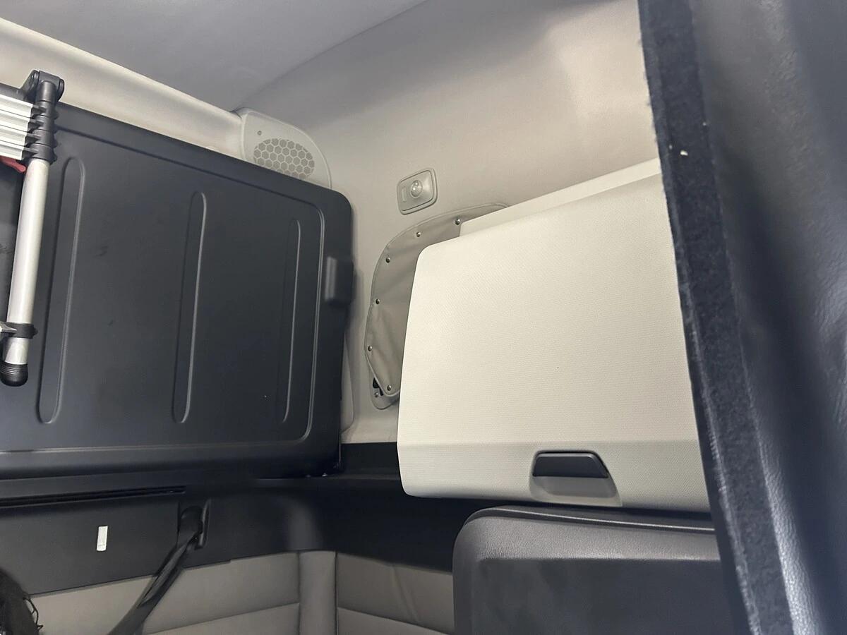 2022 Freightliner Cascadia in Knoxville, TN — photo 15