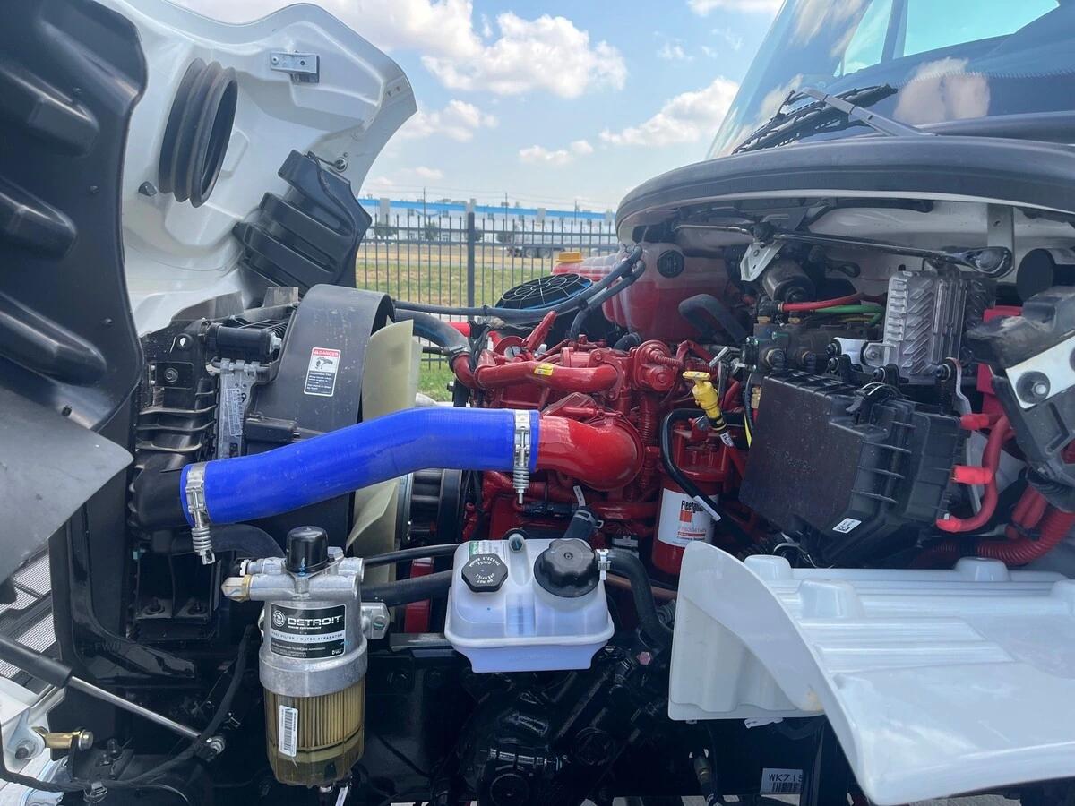 2026 Freightliner M2 106 in Fort Worth, TX — photo 14