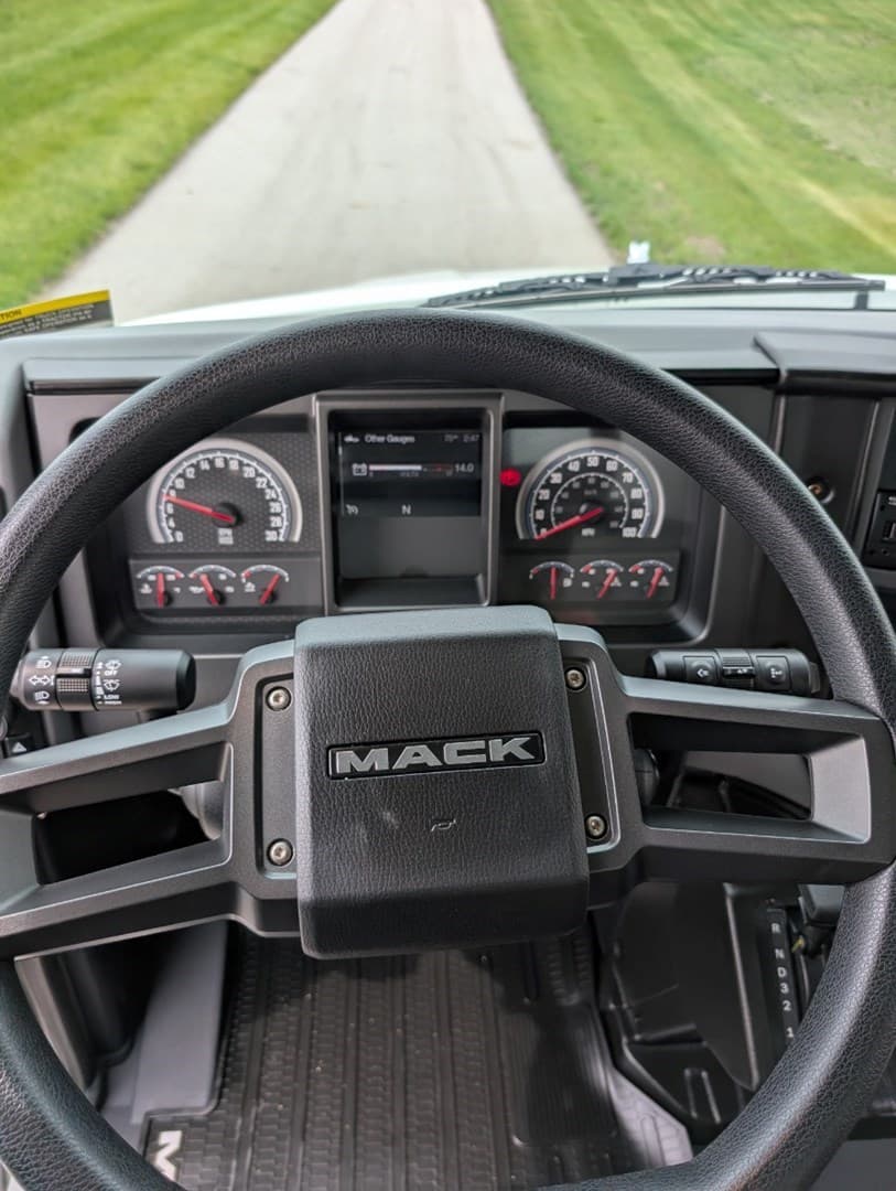 2025 Mack MD in Ankeny, IA — photo 9