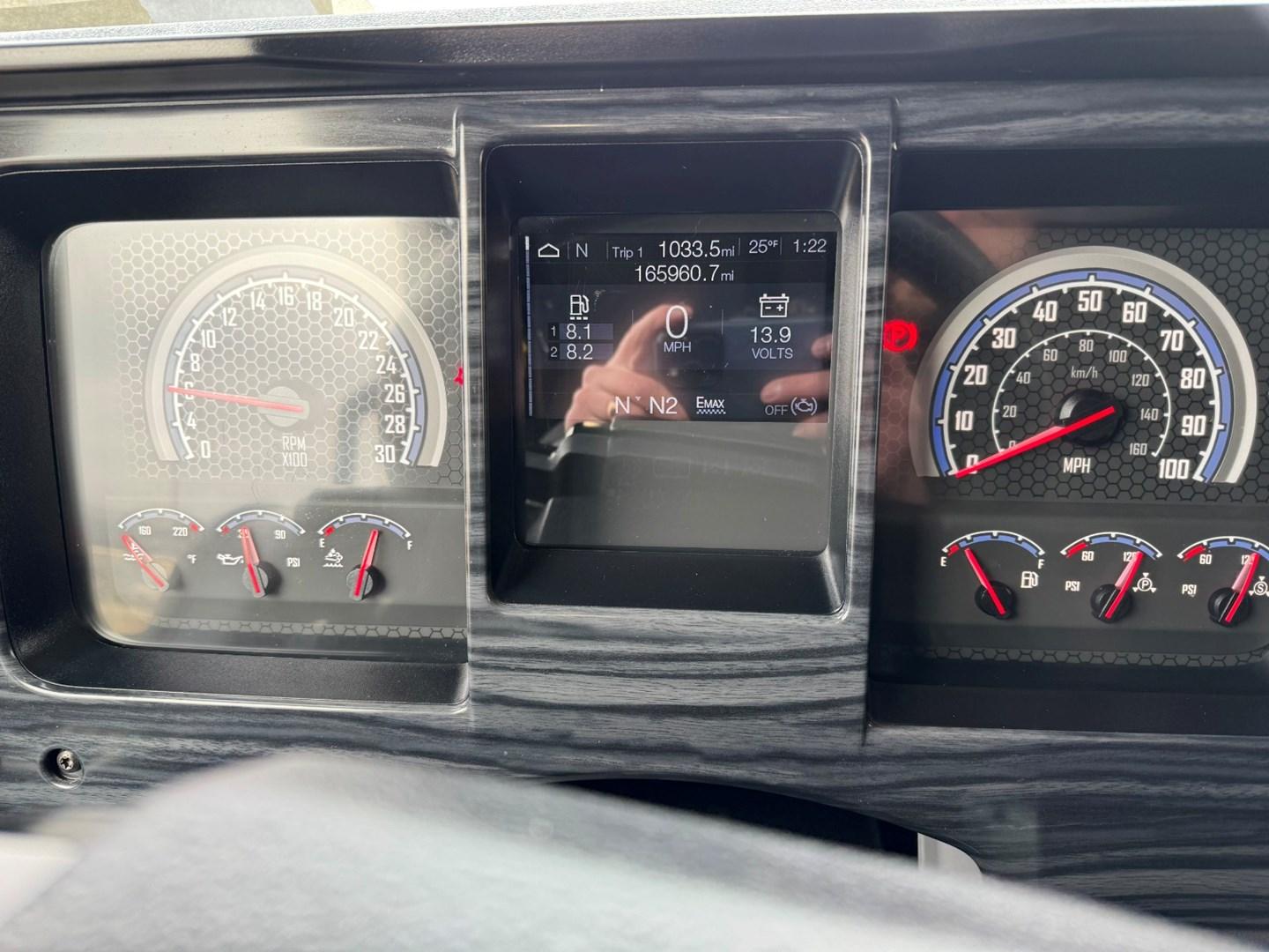 2023 Mack Anthem in Carroll, IA — photo 15
