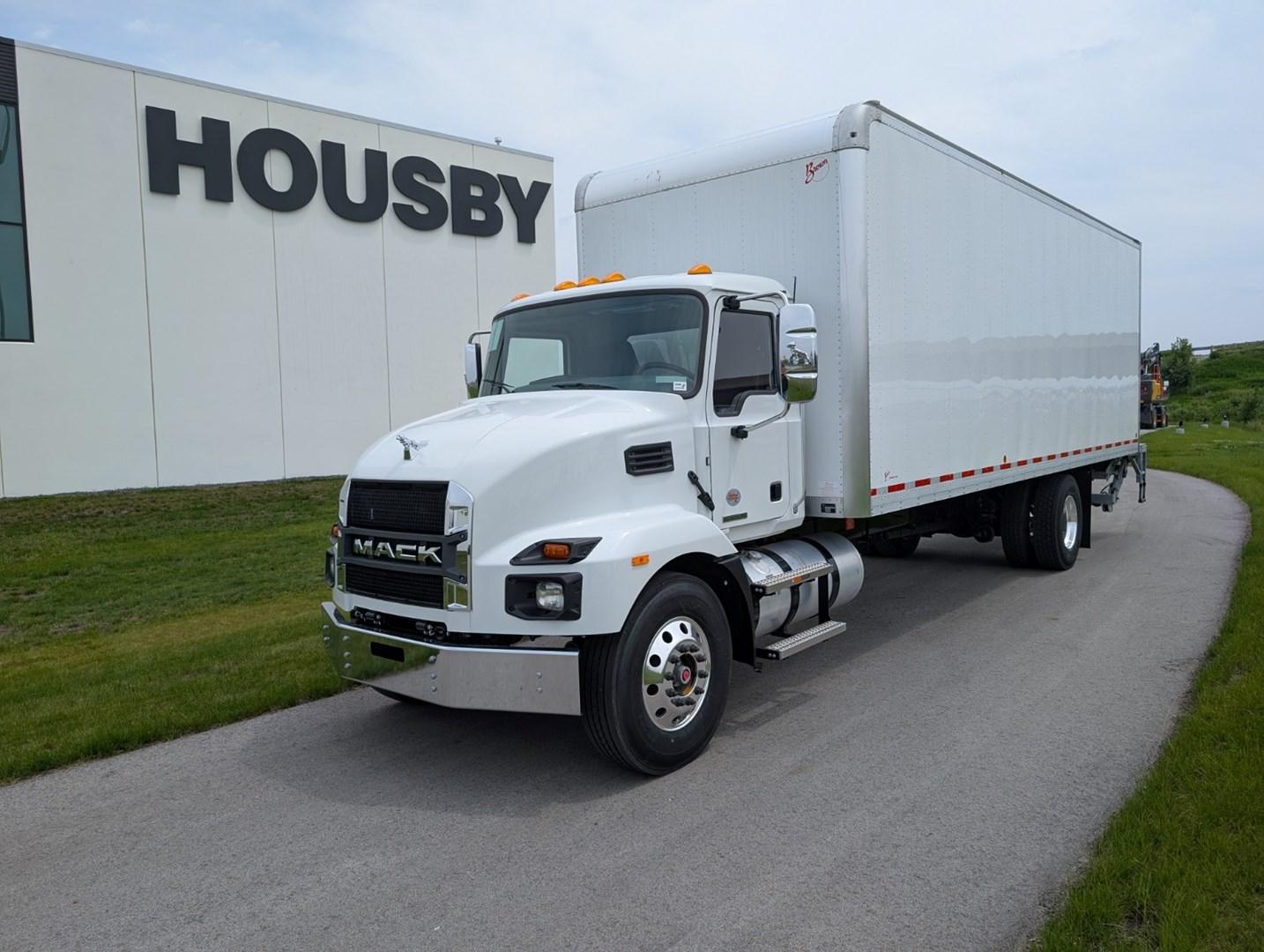 2026 MACK MD6 - NEW TRUCKS BOX TRUCK