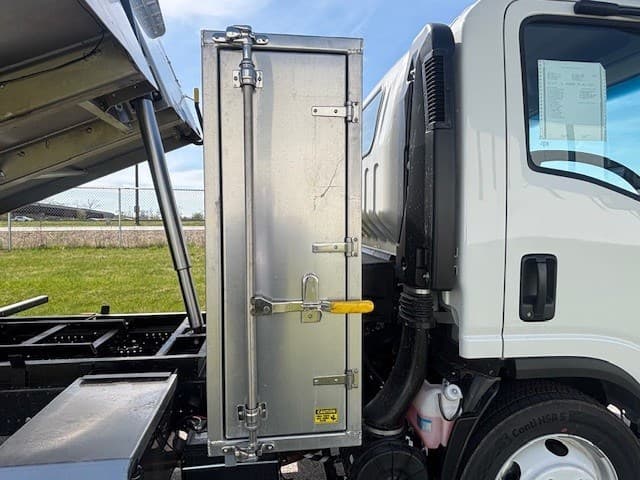 2026 Isuzu in Ankeny, IA — photo 12