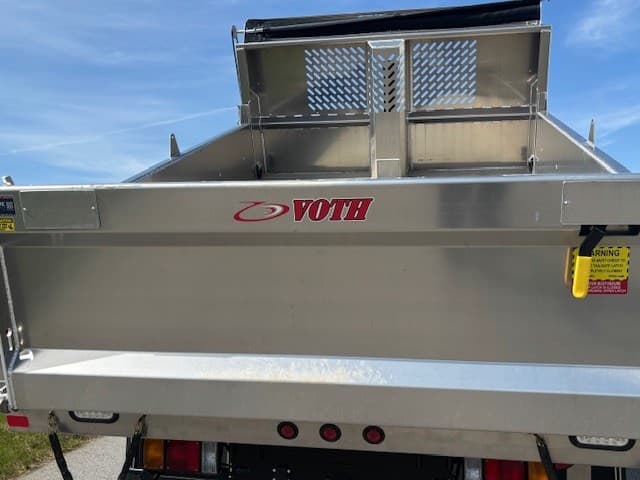 2026 Isuzu in Ankeny, IA — photo 8