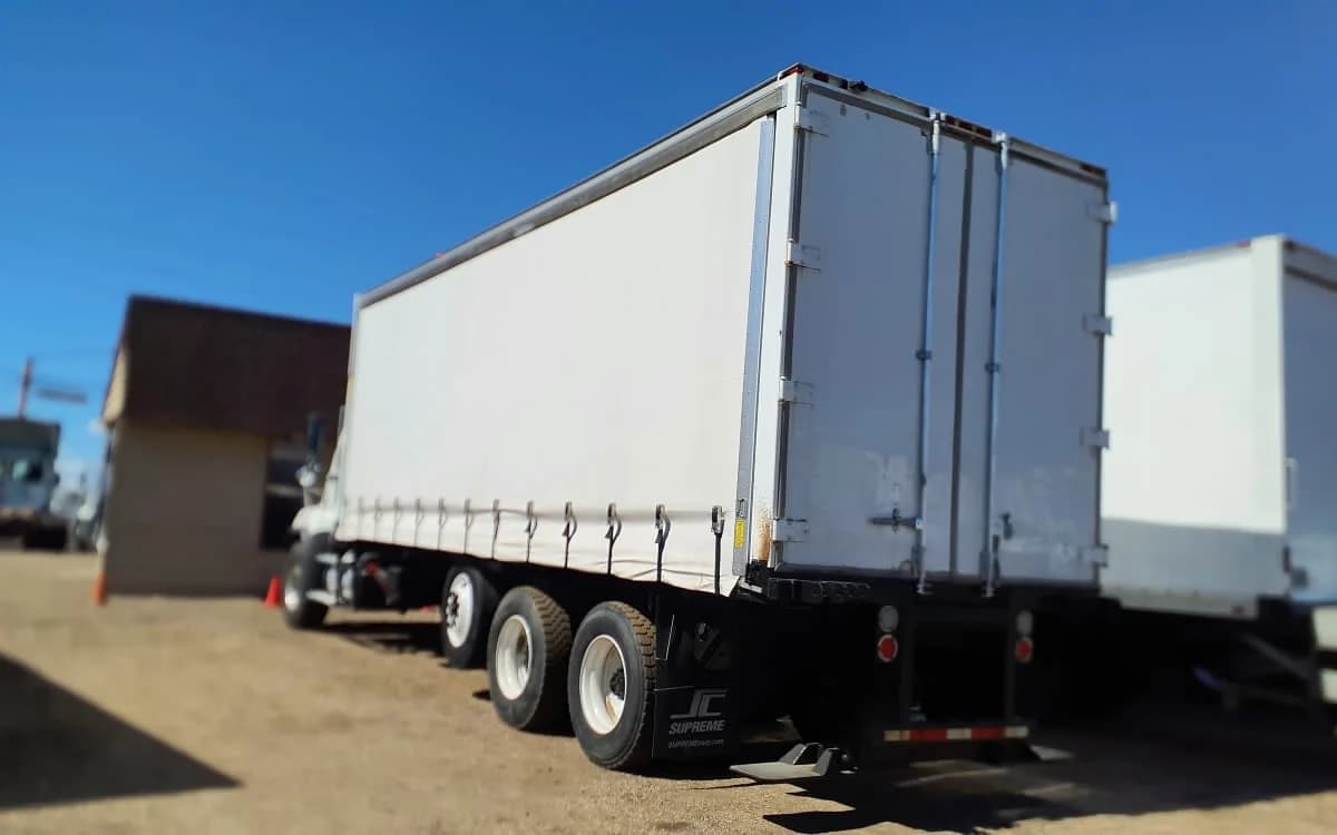2016 Freightliner 108SD in Commerce City, CO — photo 6