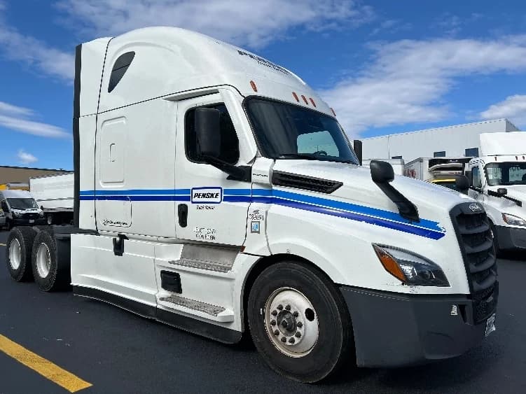 2023 Freightliner Cascadia
