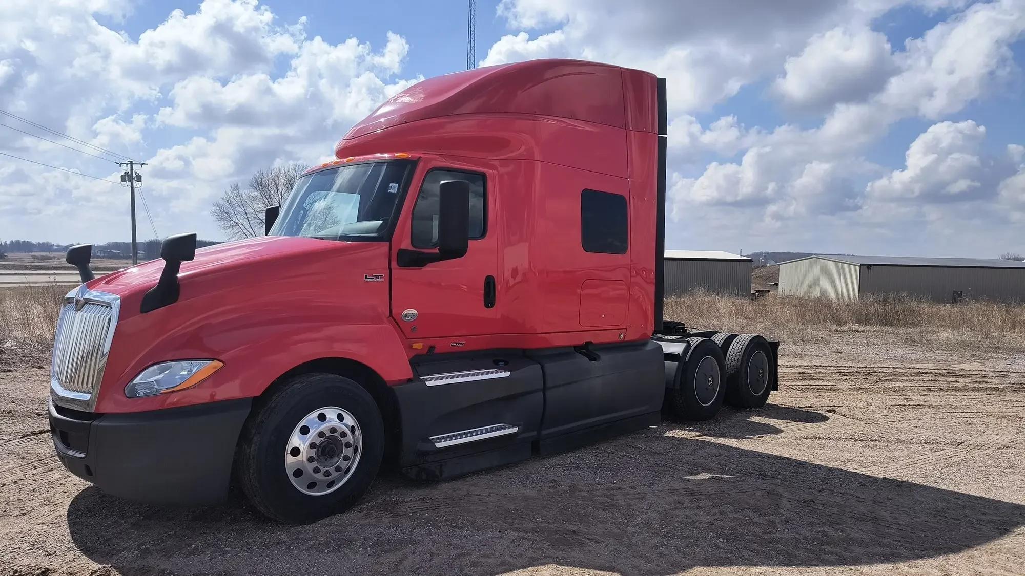 2021 International LT