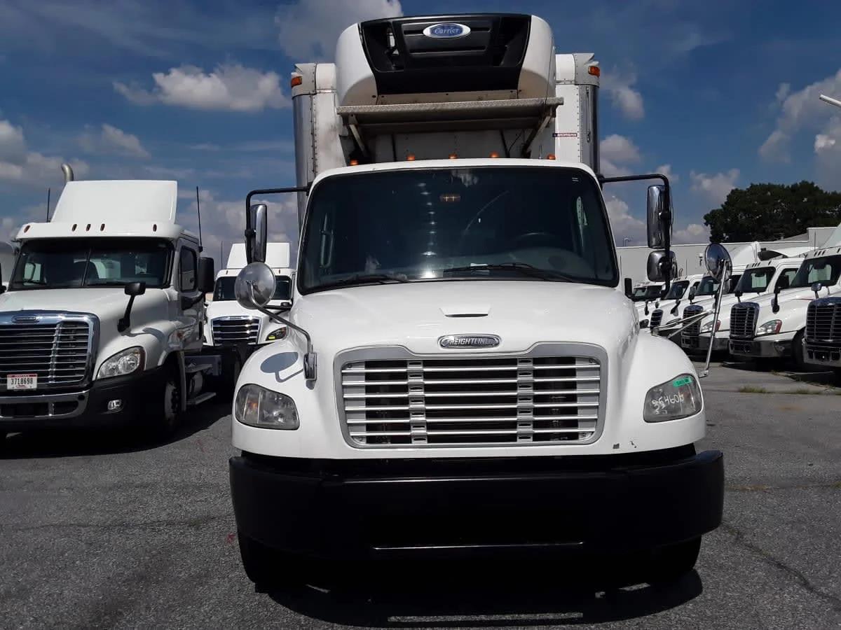 2016 Freightliner M2 106 in Allentown, PA — photo 2