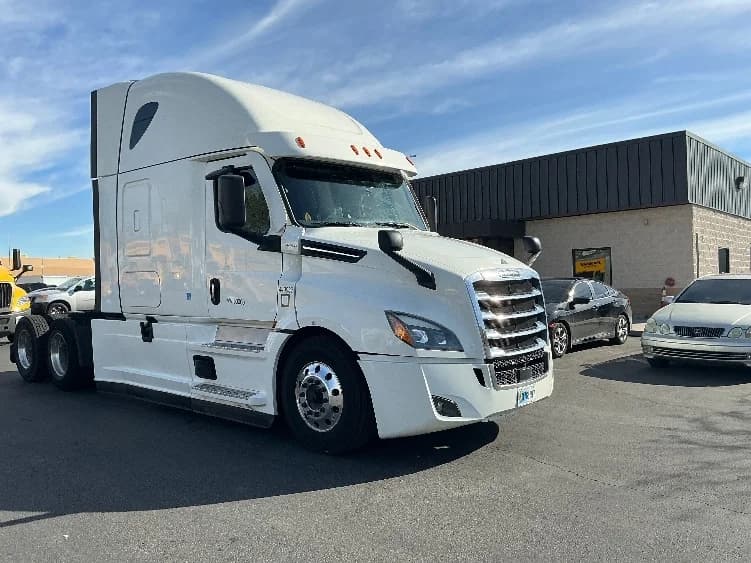 2022 Freightliner Cascadia