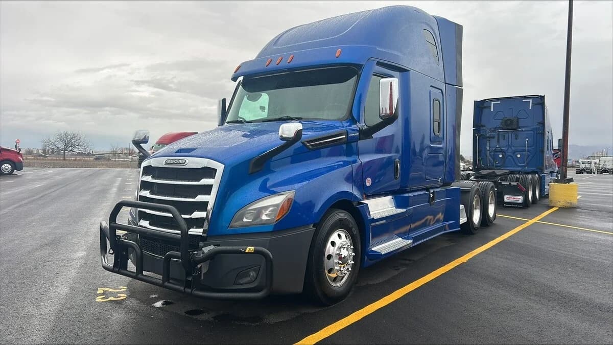 2024 Freightliner Cascadia