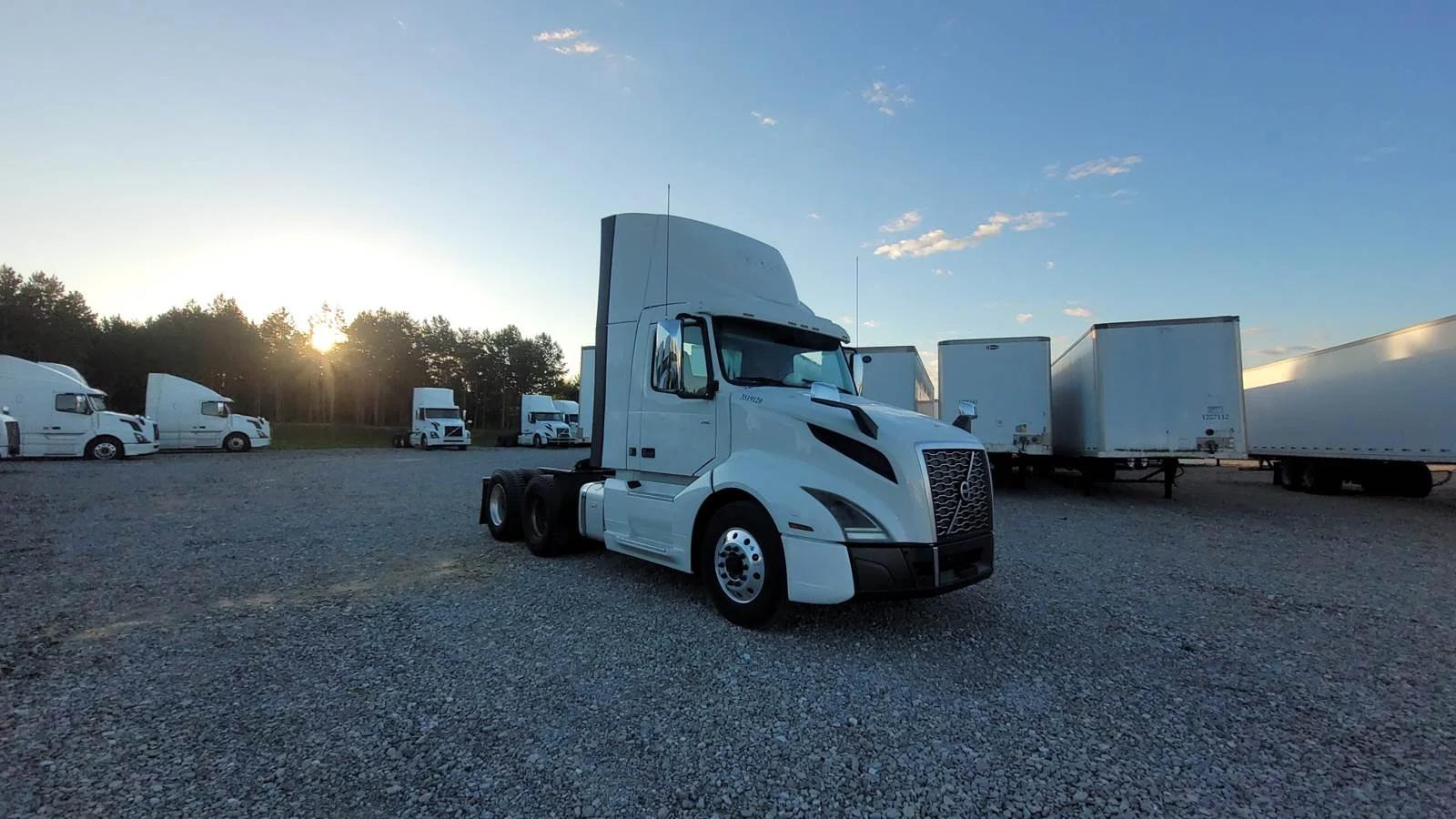2019 Volvo VNL 300