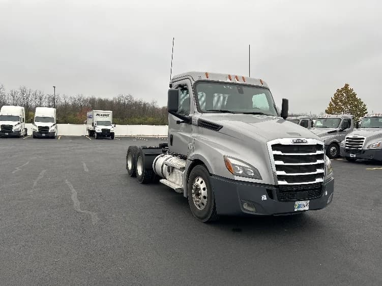 2020 Freightliner Cascadia in Piqua, OH