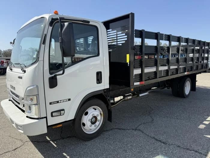 2025 Isuzu NRR in Fontana, CA — photo 2
