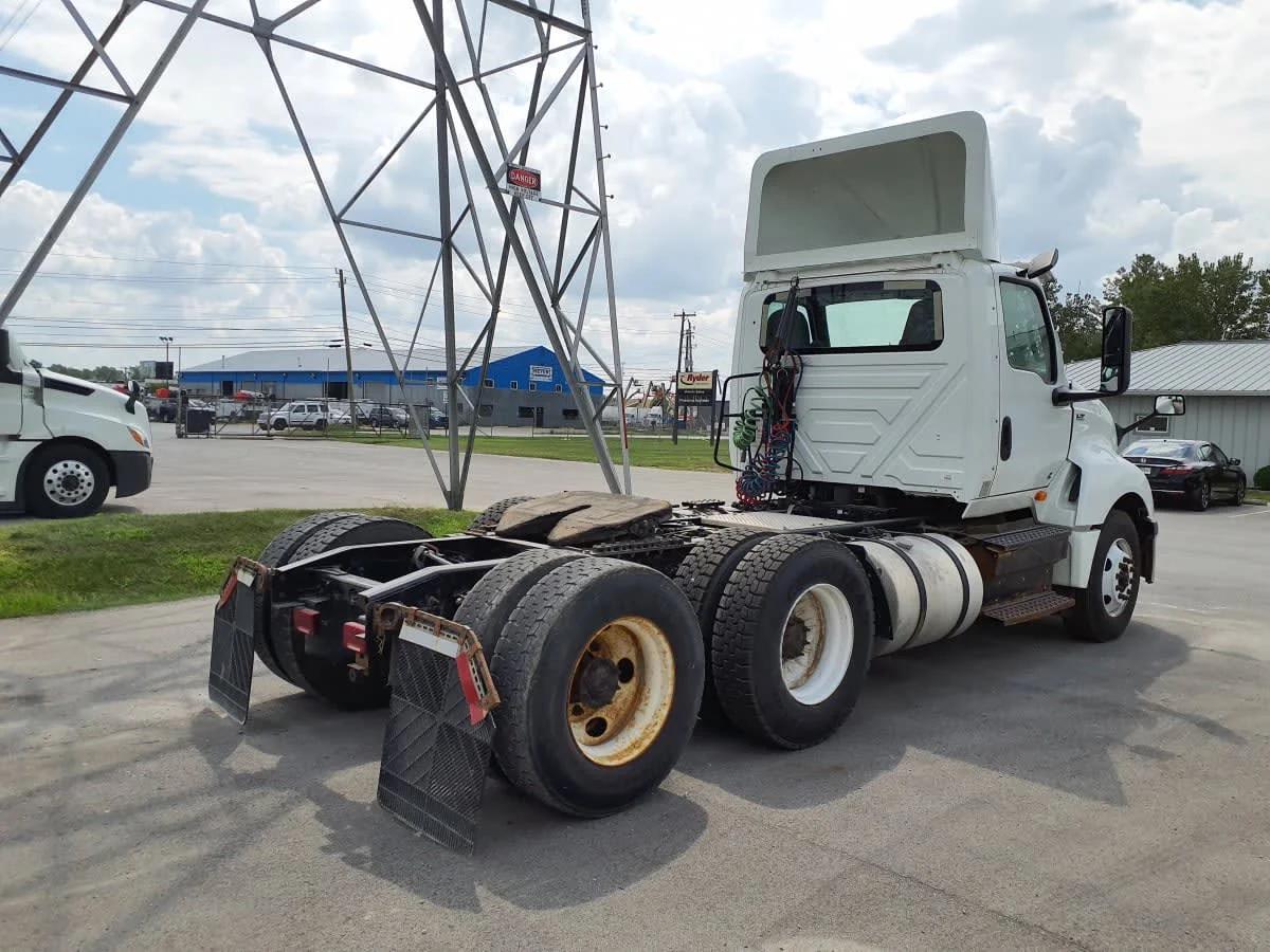 2019 International LT in Indianapolis, IN — photo 4